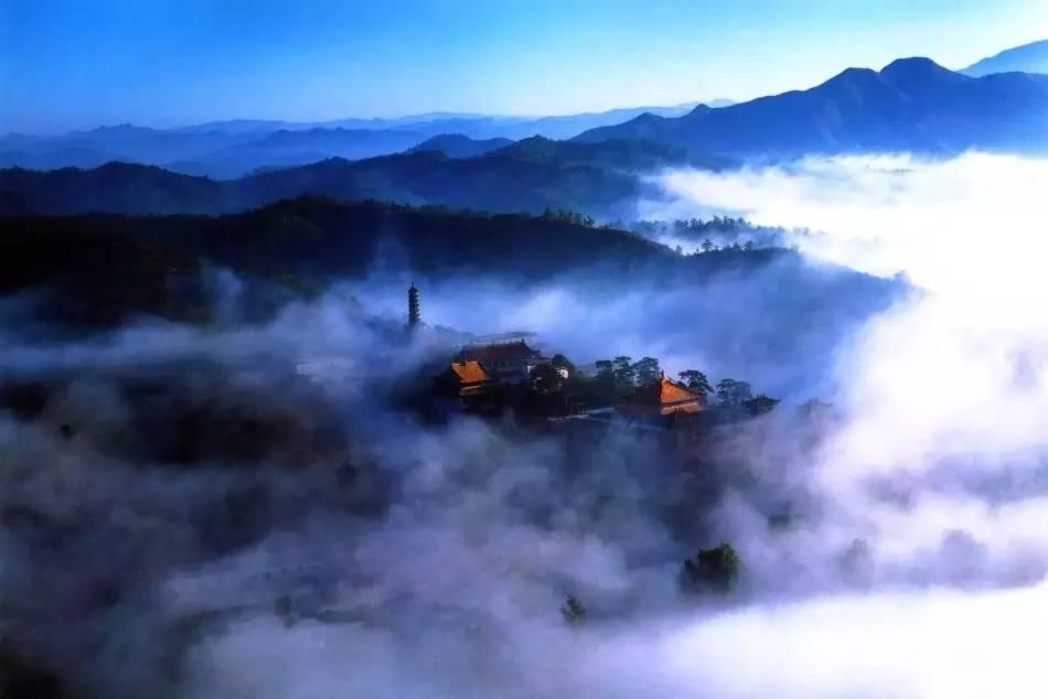 解密吉鹿力问答社区,发现年轻人的第一辆车,你建议买油车还是电车?的乐趣!